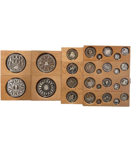 Colección monedas Vº Centenarario Descubrimiento. 28 monedas Plata.  - 1